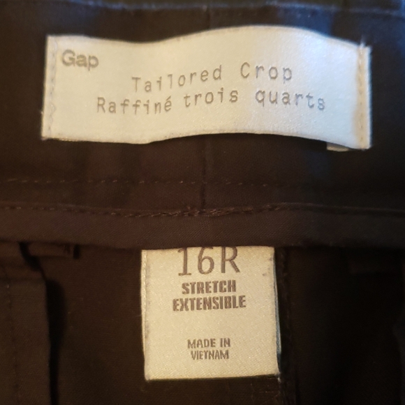 GAP Stretch Cropped Pant - Picture 2 of 6